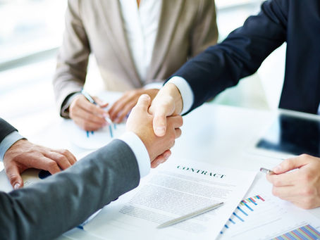 Gestion locative : faire gérer son bien par une agence, bonne idée ?