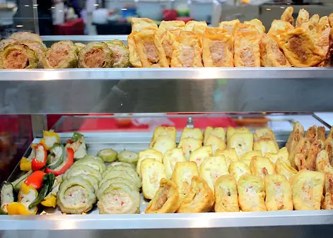 shiok-eat-food-fair-peter-hakka-yong-tau-foo.webp