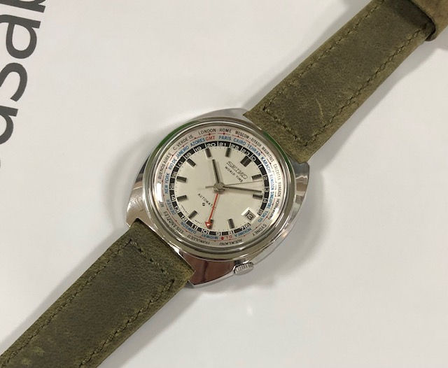 Thumbnail: Vintage Seiko Worldtime GMT ref. 6117-6400 Rare Vintage Watch showroom condition