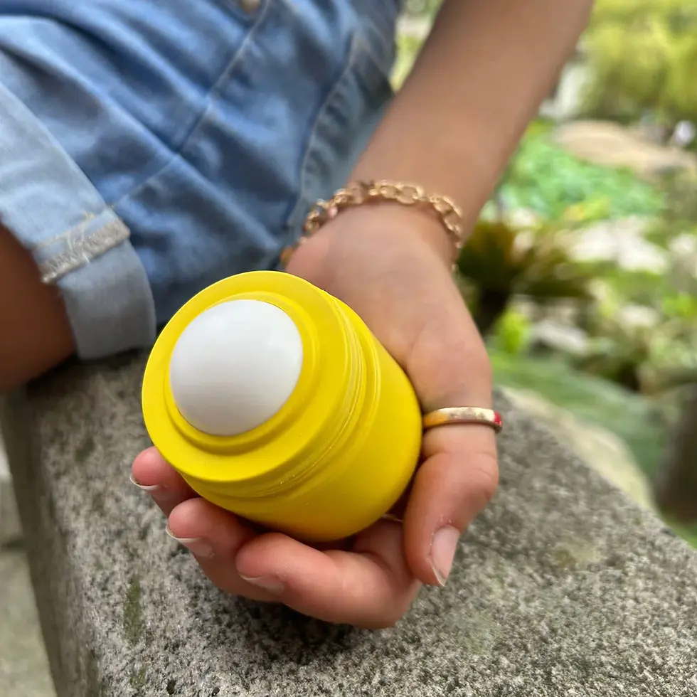Thumbnail: Refillable Sunscreen Applicator