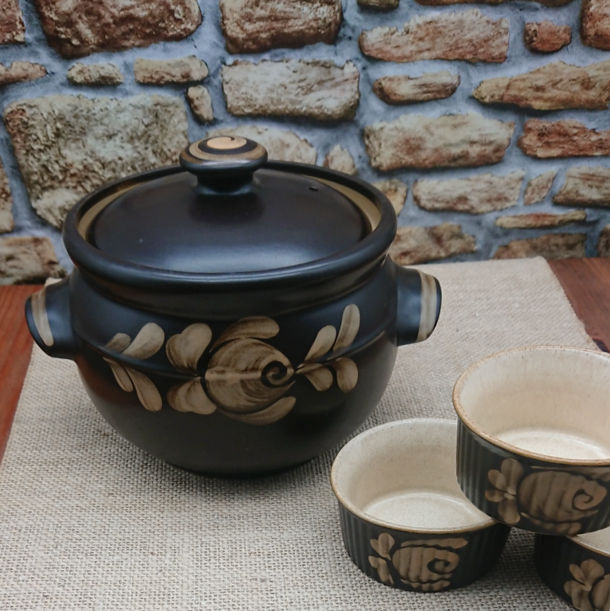 Thumbnail: Denby 'Bakewell' 2pt lidded casserole