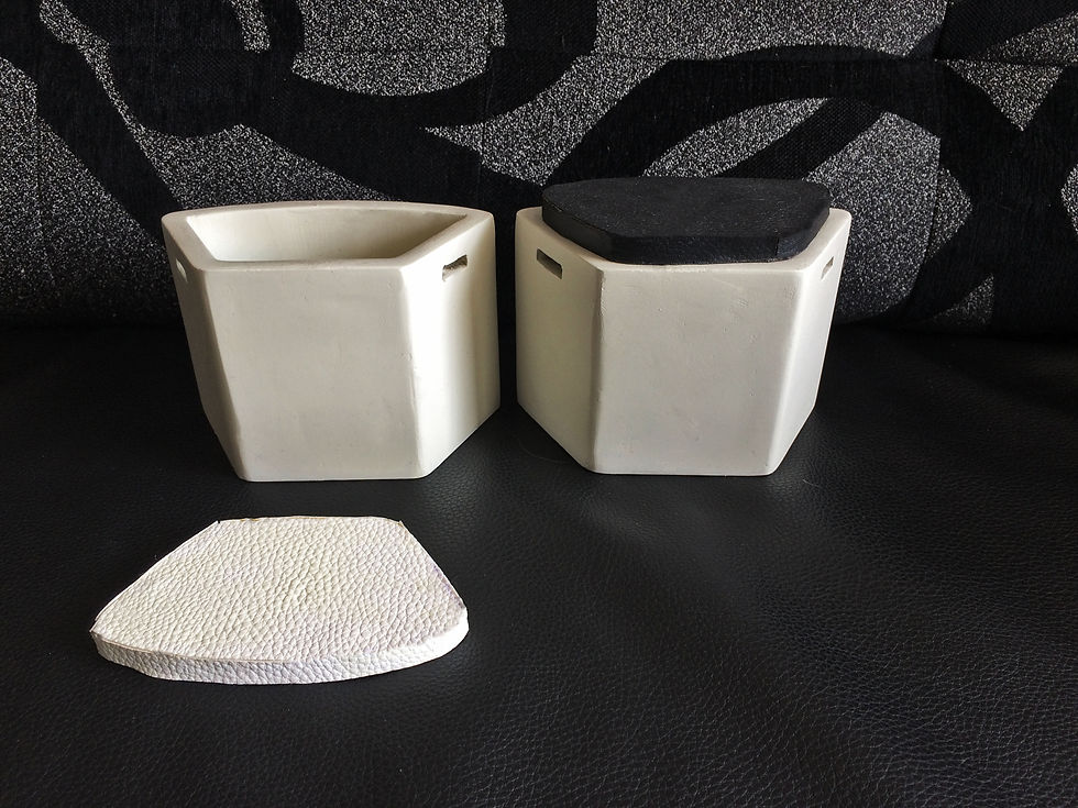 Protótipo bancos em madeira