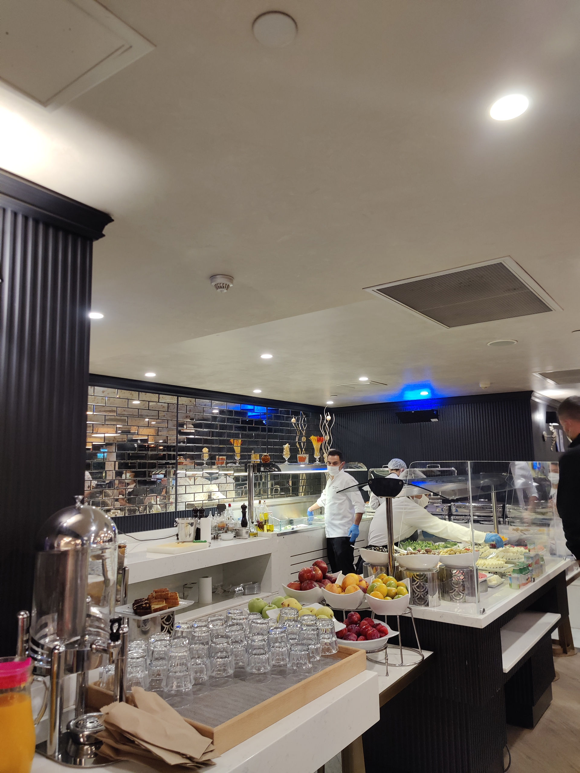 Das Frühstück im DoubleTree am Flughafen Izmir