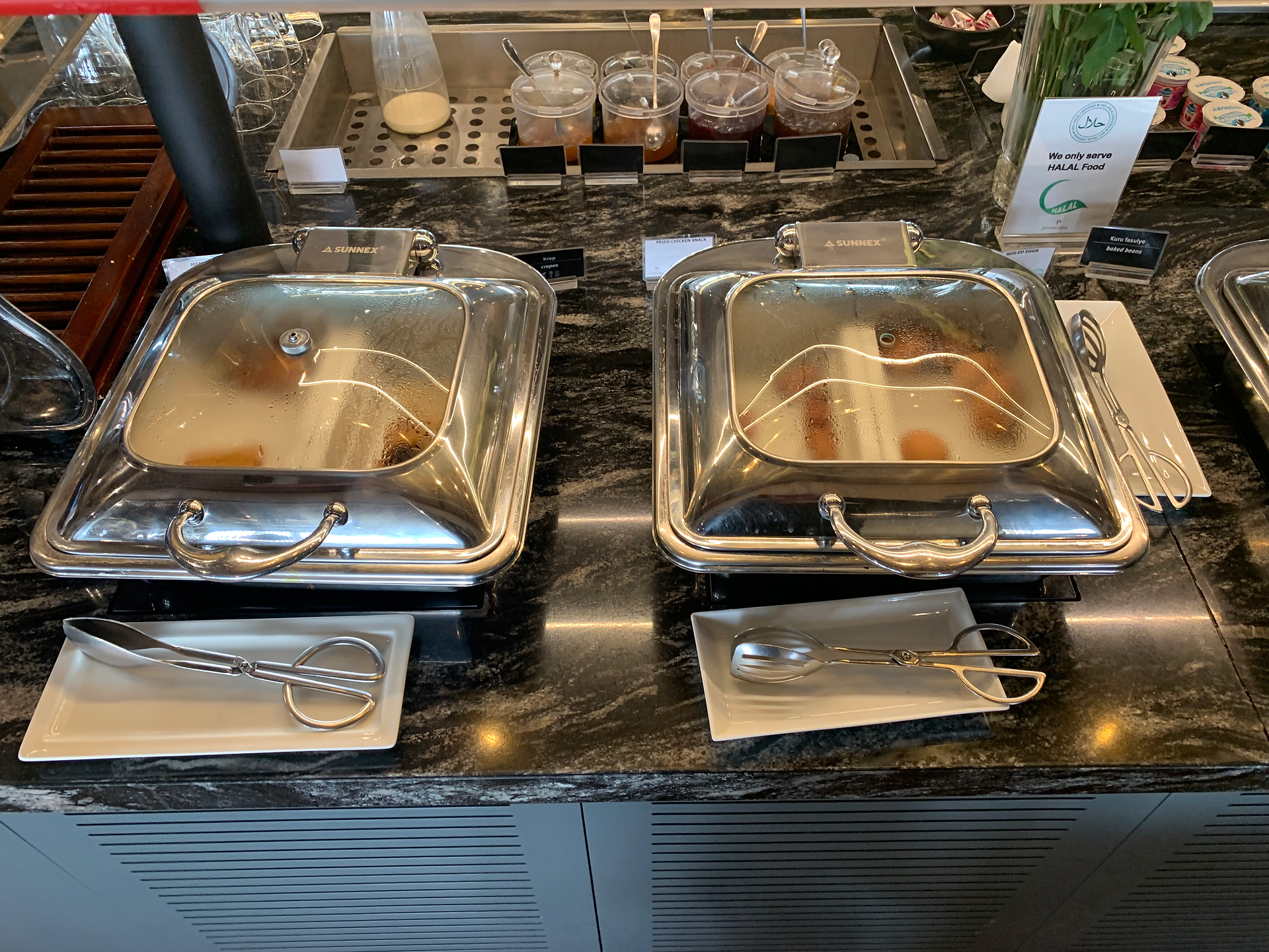 Frühstücksangebot in der Turkish Airlines Lounge in Nairobi