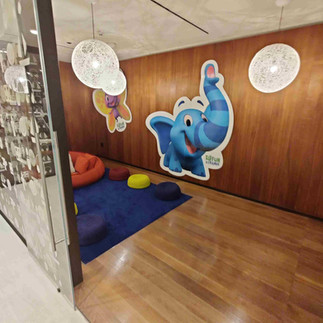 Kids Room und Game Room in der Al Safwa First Class Lounge