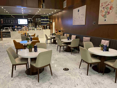 Die Lobby im Aleph Doha Residences, Curio Collection by Hilton