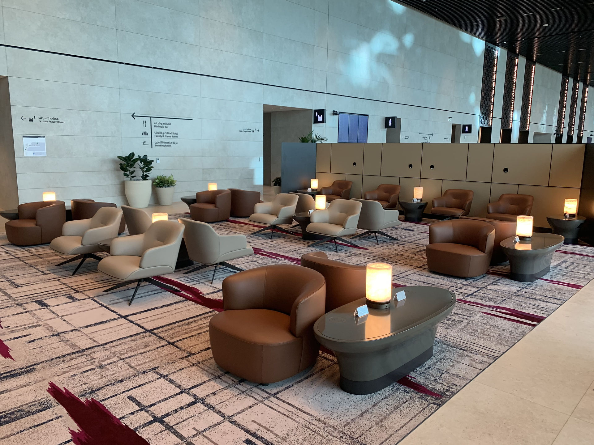 Der Innenbereich der Al Mourjan Business Class Lounge