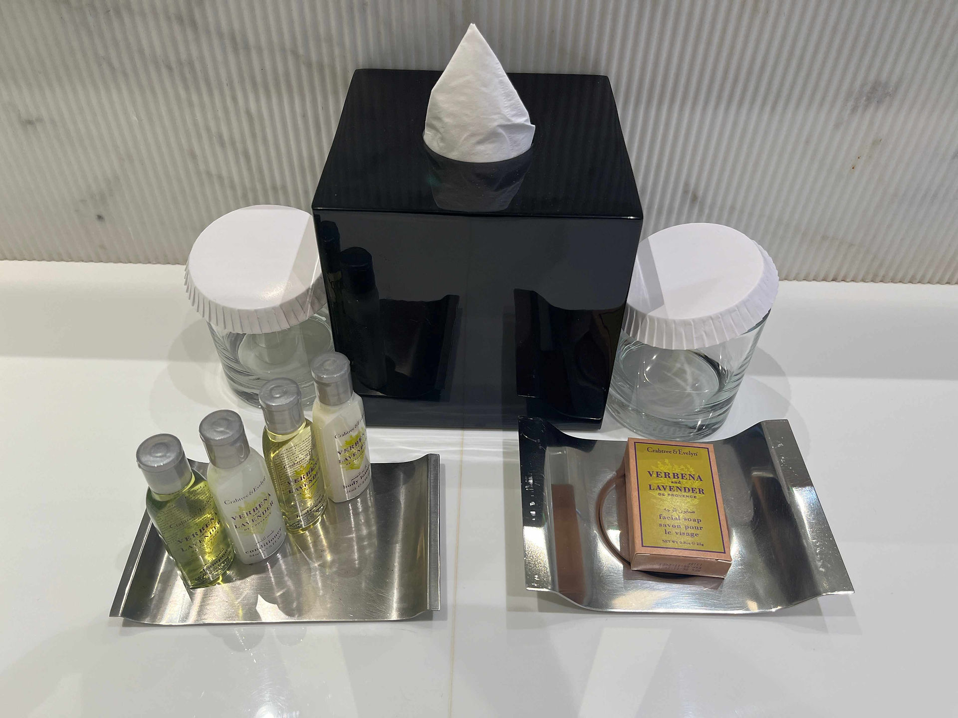 Pflegeprodukte im Zimmer im DoubleTree Doha Old Town