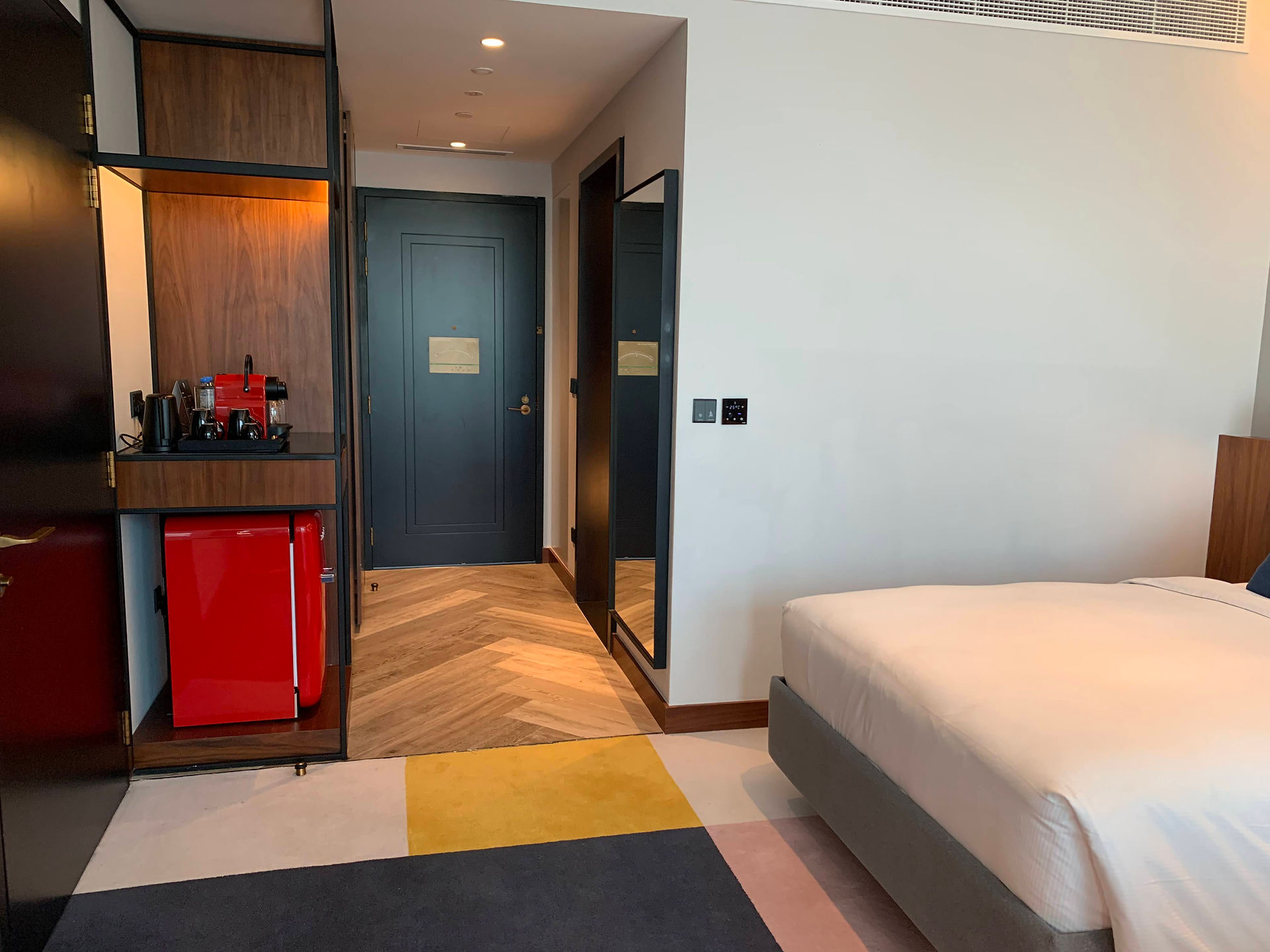 Eingangsbereich im Hilton Warner Brothers Abu Dhabi