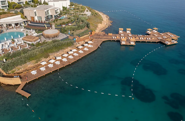 Meerbereich im Hilton LXR Susona Bodrum