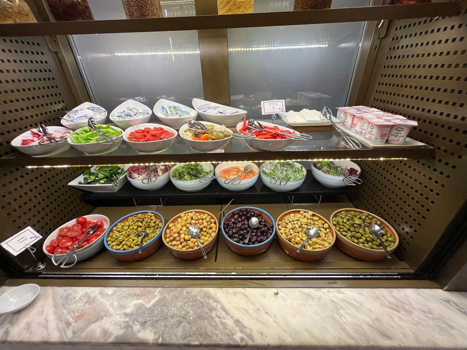 Buffett-Frühstück im Conrad Istanbul Bhosporus