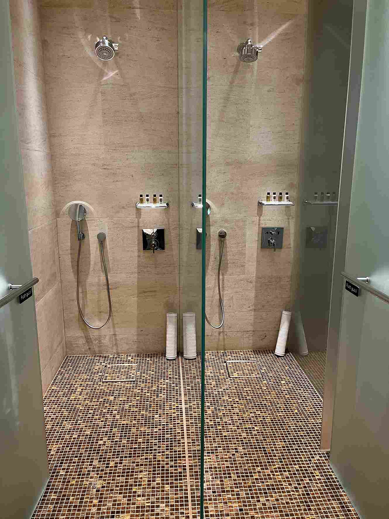 Das Spa in der Al Safwa First Class Lounge
