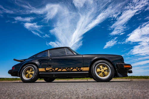 Porsche 911 Carrera 1975 black | Rivardcompetition