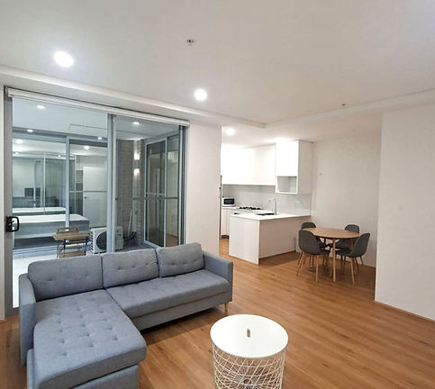Fully furnished 1, 2 and 3 bedroom apartments in Mays Hill, Parramatta. Modern finishes, 6-month minimum stay. Apply online today.