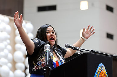 1009_sun_FilipinoTown08_t650.jfif