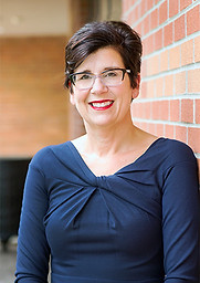 Shari Bayer.jpg