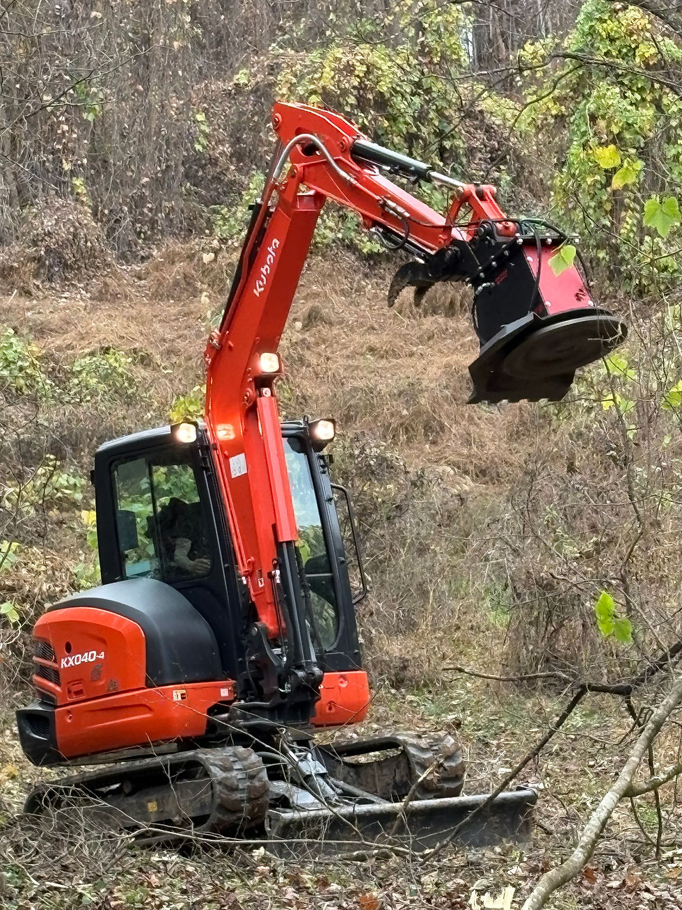 Forestry mulching tool used for land clearing