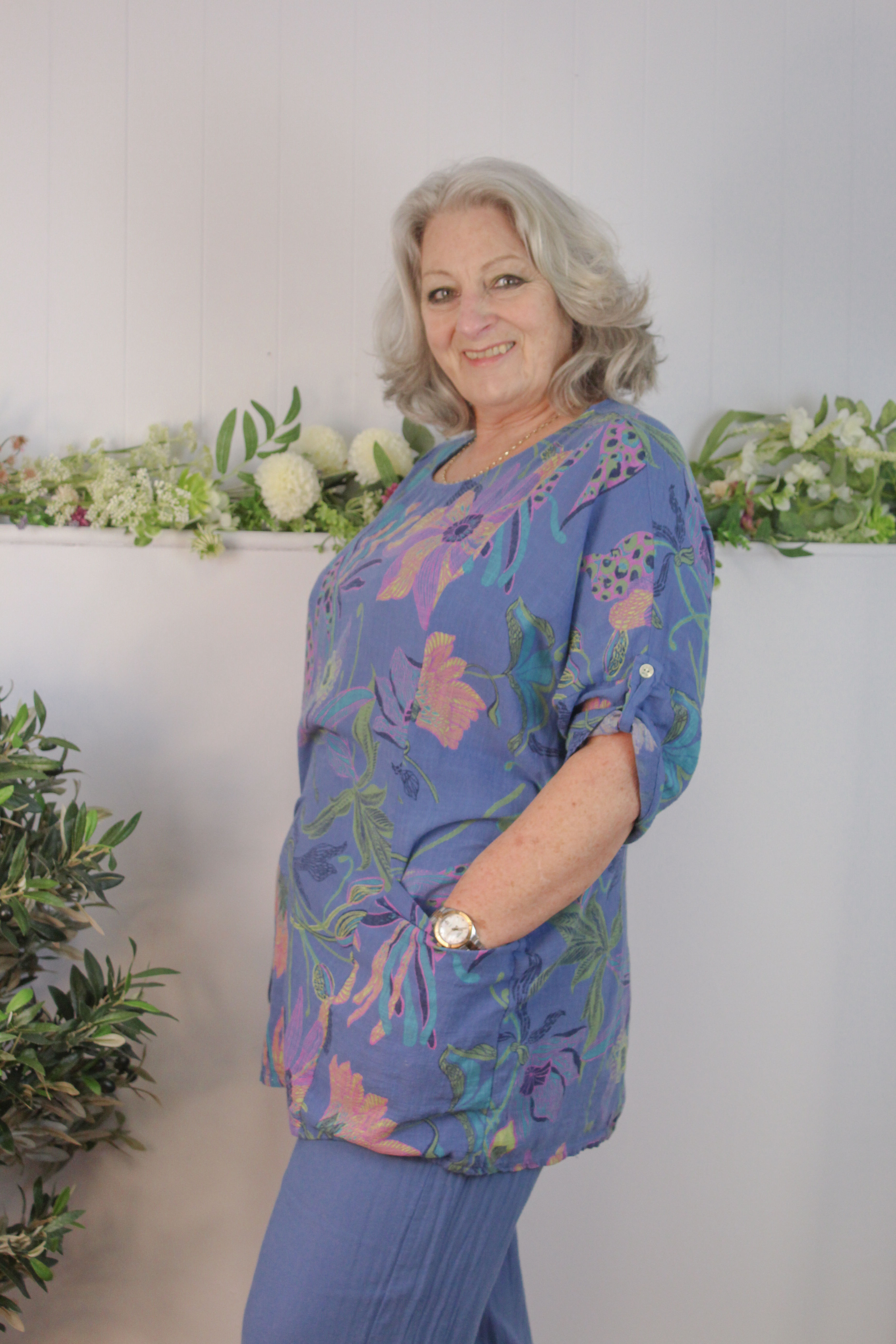 Plus Size Floral Linen Top