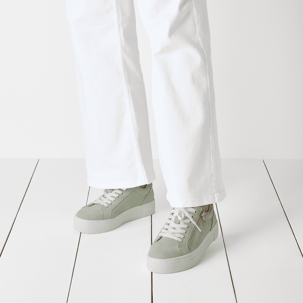 Tamaris Textured Platform Trainer