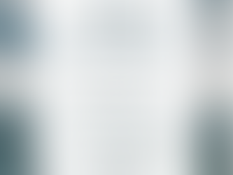 Bilde av hav med bølger og mørk himmel. Tekst om retten fersk torsk