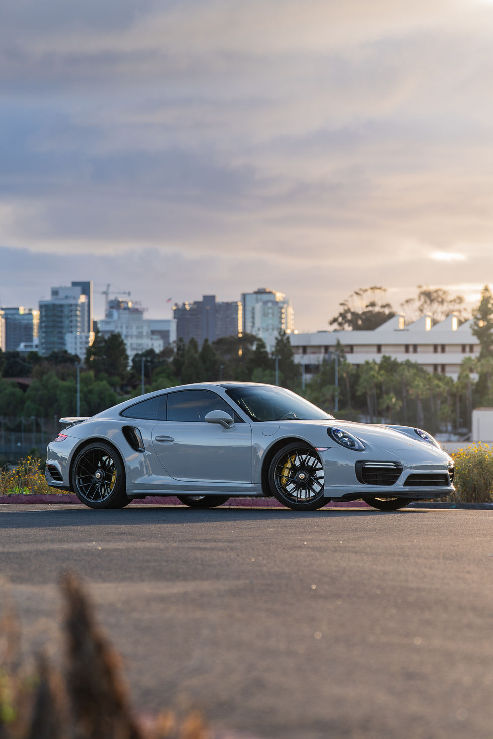 2019-Porsche-911TurboS-69