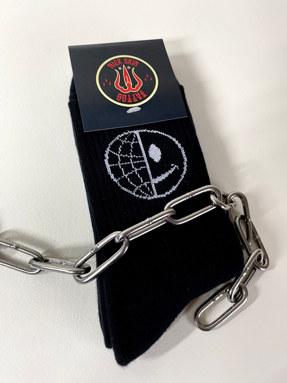 Thumbnail: Acid Globe Socks