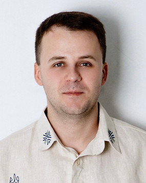 Майстренко Євген_edited_edited_edited.jpg