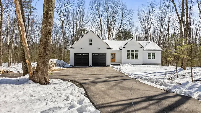 Custom Ranch - Kennebunk