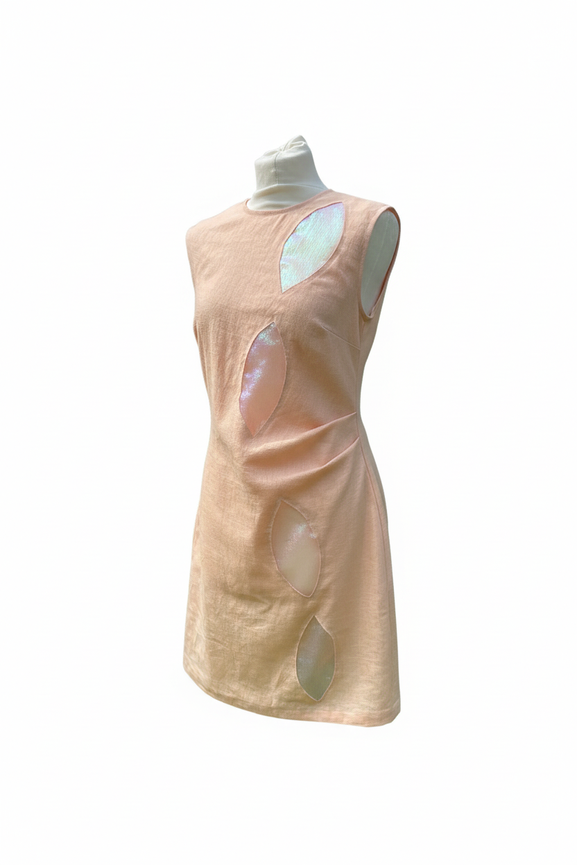 Miniaturbild: Linen  Cut Out dress