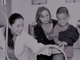 Terapia de Movimiento Inducida por Restricción TMIR