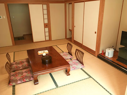 ４名様用和室
