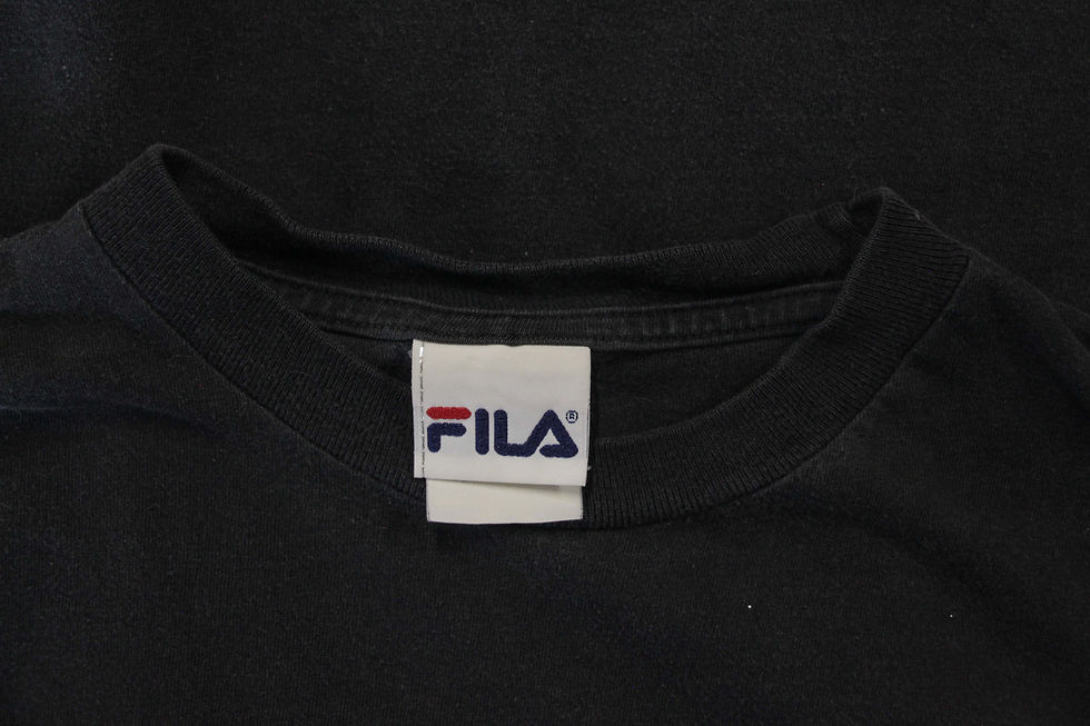 Thumbnail: 2000’s Fila Tee - M