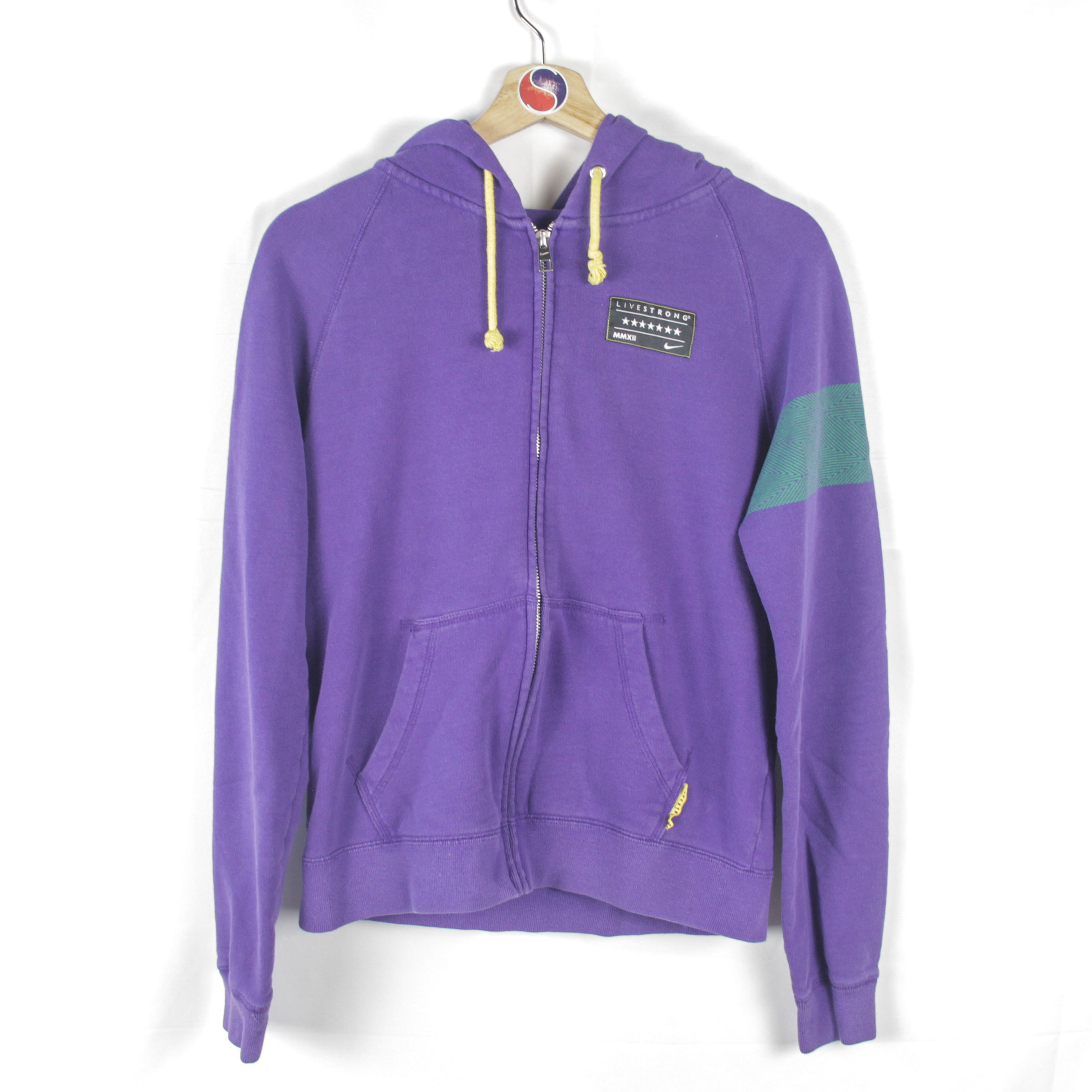 Women’s Nike Live Strong Zip Hoodie - M