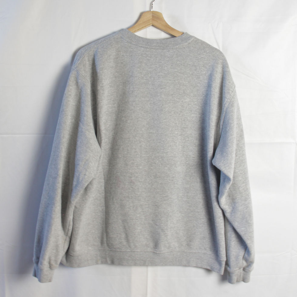 Thumbnail: 2000’s Pooh & Piglet Winter Crewneck - L