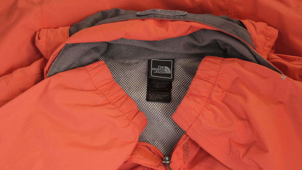 Thumbnail: Women's The North Face Windbreaker - M