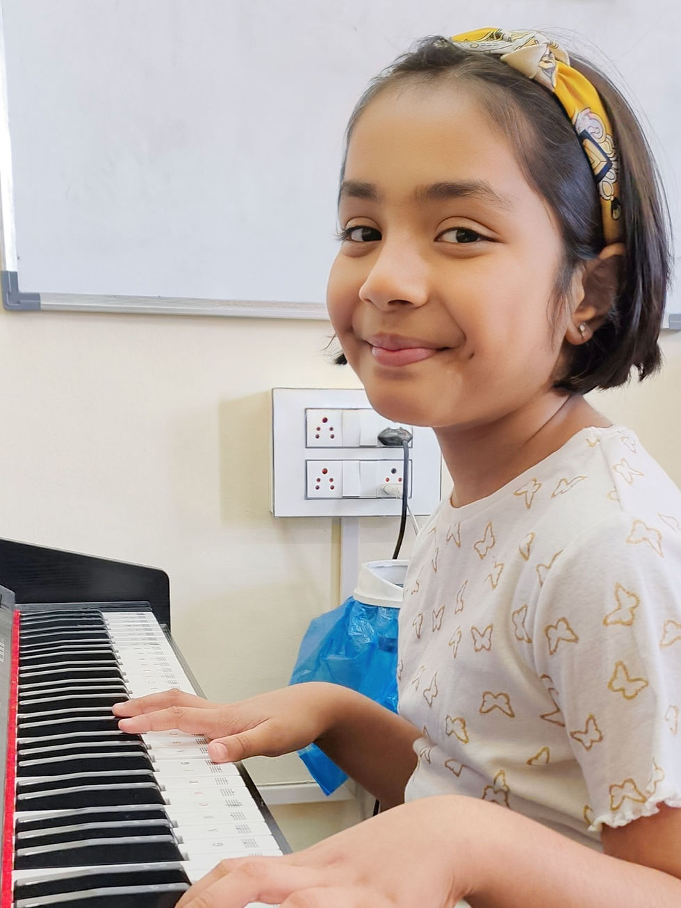STUDENT AT ZEST SOUND MUSIC CLASSES (MUMBAI)ed