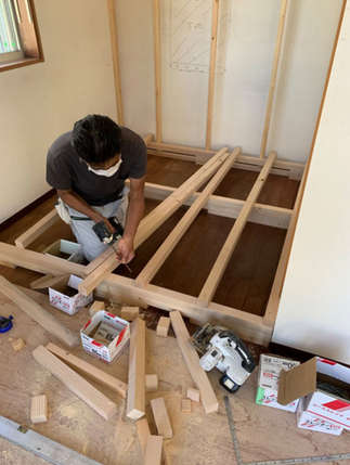 ミニ厨房造作施工中～藤沢市