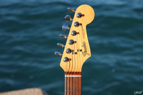ギター Fender Stratocaster st456 boxer series file.jpg