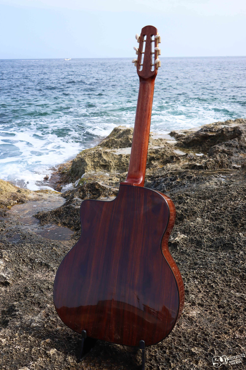 Thumbnail: Gitane Gypsy Jazz Guitar | D-500