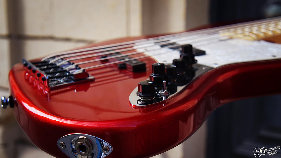 Thumbnail: Marcus Miller V7 Swamp Ash-5