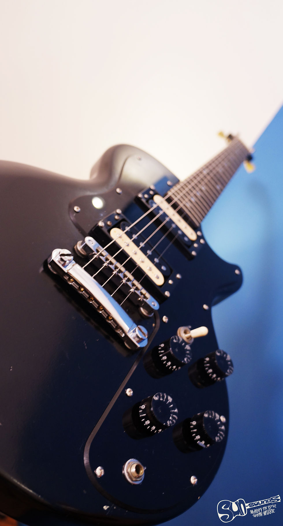 Thumbnail: Gibson Sonex | 1981, Guitar, Electric Guitar