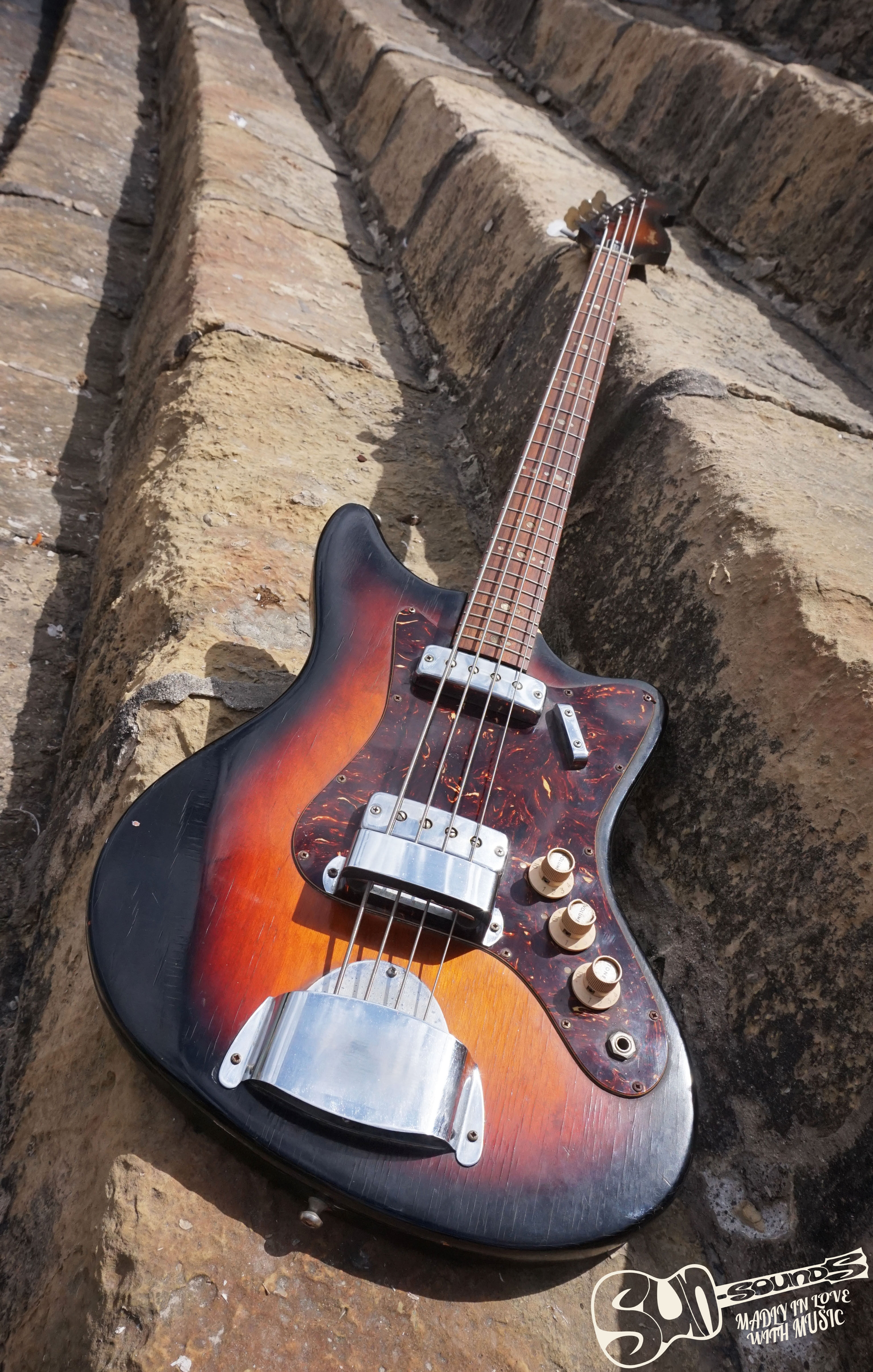 Egmond Tempest 2EBL3, Guitar, Bass, Bassguitar