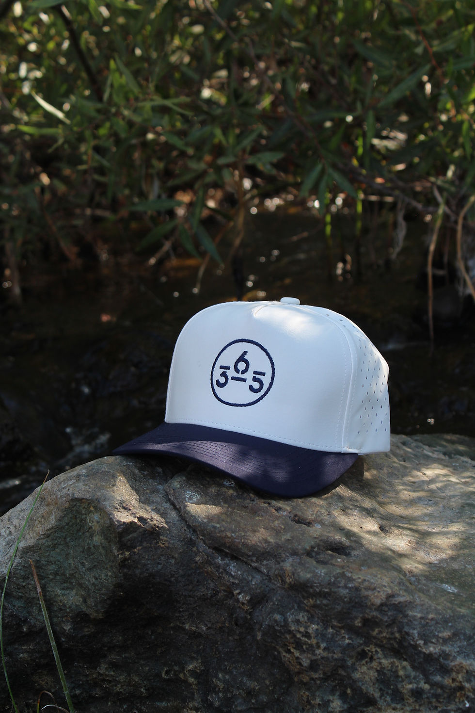 Thumbnail: 365 Emblem Cap - Navy