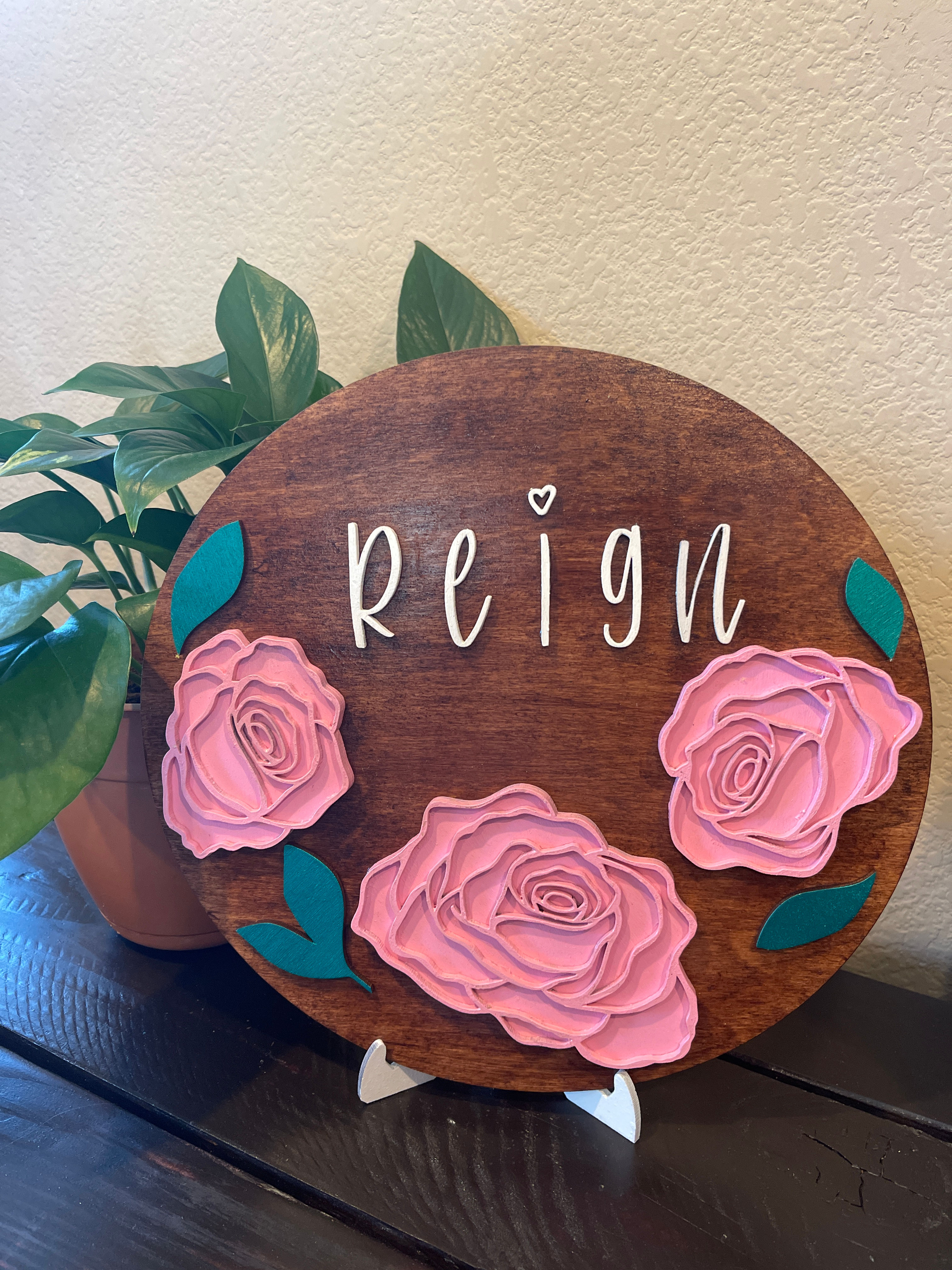 10'' Round Name Sign and Stand