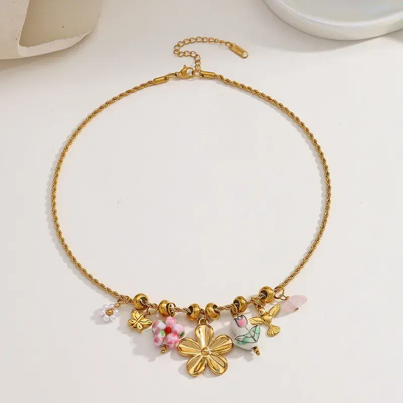 Collier # 3