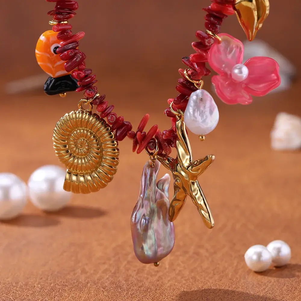 Collier # 9