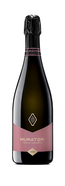 NUMEROZERO IS SO CALLED BECAUSE IT IS THE FIRST WINE PRODUCED BY MURATORI. A FRANCIACORTA SPARKLING WINE WITHOUT THE ADDITION OF LIQUEUR THAT IS ABLE TO PRESERVE IN THE GLASS THE PECULIARITY OF HILLY SOILS FROM WHICH GRAPES COME FROM.

GRAPES: Chardonnay | Blanc de Blancs

AGING ON THE YEASTS: In bottle for at least 18 months

ALCOHOLIC CONTENT: 12-13% Vol.

SERVICE TEMPERATURE: 6-8° C

ORGANOLEPTIC CHARACTERISTICS: Yellow flowers, williams pear, white peach, typical sweetness of Chardonnay, good texture and intensity

SUGGESTED FOOD PARINGS: First dishes, white meat and baked fish

AVAILABLE IN BOTTLES: 0,75 Lt and 1,50 Lt