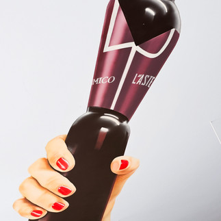 L'Astemia Pentita Barolo bottles bottiglie art and artwark on the wal