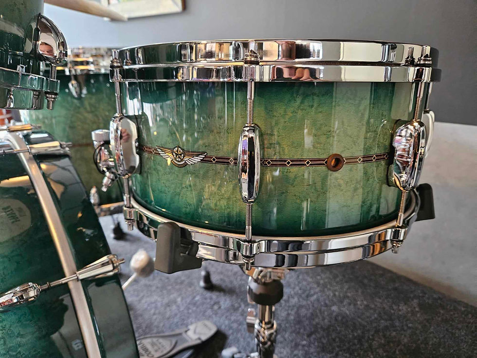 Thumbnail: Tama Star Maple in Cerulean Bird’s Eye Maple Burst (CBT)