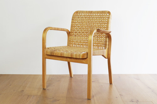 No.45 Arm Chair / Artek | BUILDING